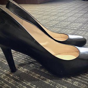 Nine West Black Rounded Toe high Heels
